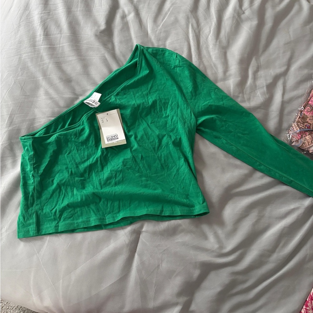 H&M Vibrant Green Top